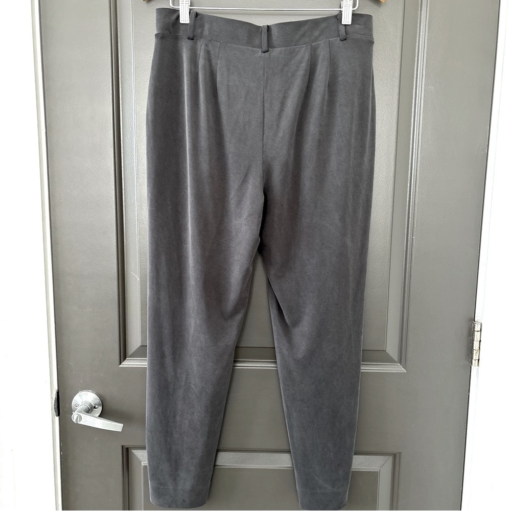 White House Black Market The Tapered Ankle Pants Dark Grey Size M - Picture 2 of 7